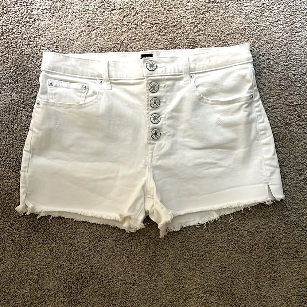 Gap Button Fly White Jean Shorts Size 29